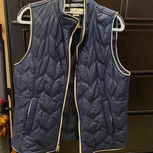Vineyard vines navy blue vest